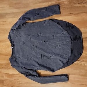 Womens long sleeve fake shredded shirt